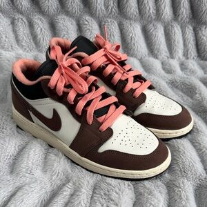 Nike AirJordan Low-Top Sneakers in Brown, White & Pink Coral Laces
